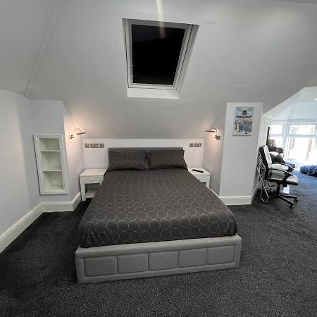 Addison House Hotel Woking Eksteriør billede